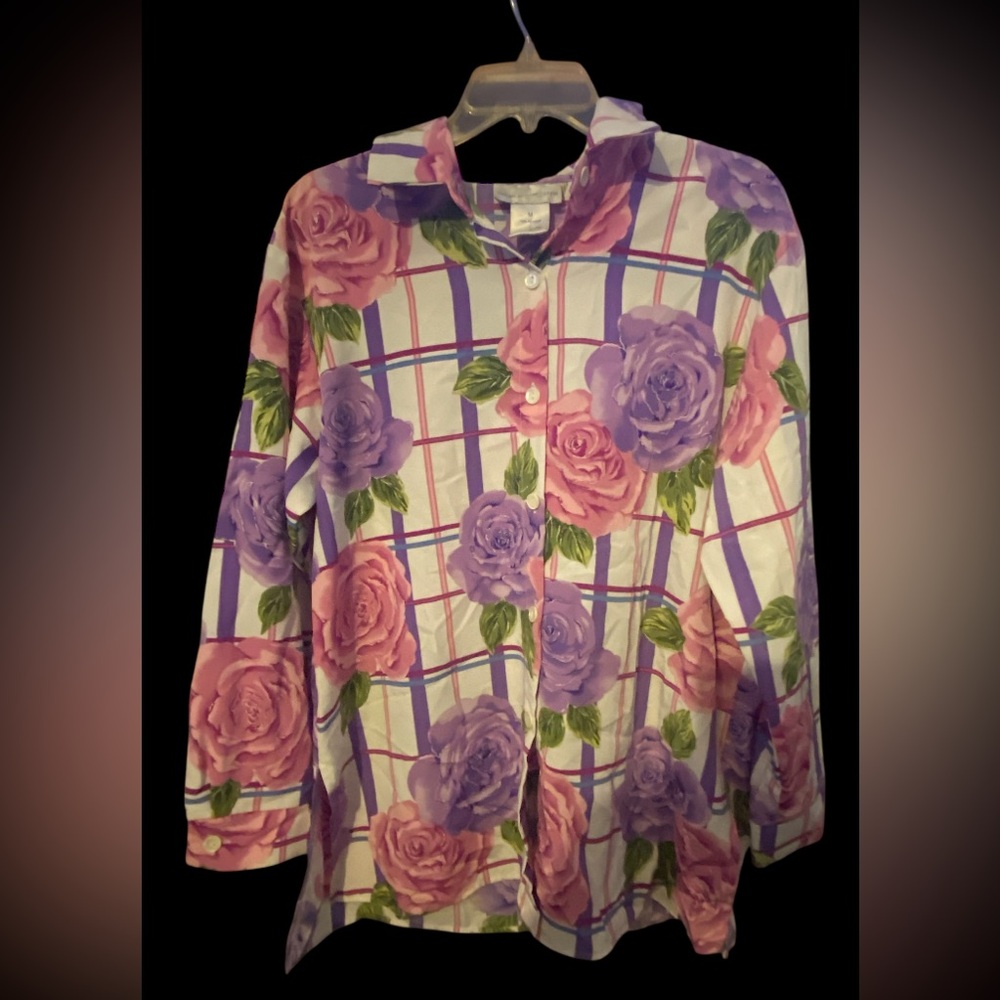 Susan Graver Size M Like New Flower Blouse - Picture 2 of 7